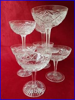 7 COUPES à CHAMPAGNE, VERRES en CRISTAL TAILLE, BACCARAT, SAINT LOUIS