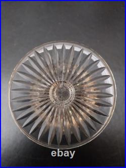 7 COUPES à CHAMPAGNE, VERRES en CRISTAL TAILLE, BACCARAT, SAINT LOUIS