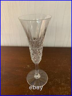 7 flûtes à champagne modèle Tarn en cristal de Saint Louis (prix à la pièce) 7 flûtes à champagne modèle Tarn en cristal de Saint Louis (prix à la pièce)
