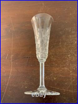 7 flûtes à champagne modèle Tarn en cristal de Saint Louis (prix à la pièce) 7 flûtes à champagne modèle Tarn en cristal de Saint Louis (prix à la pièce)