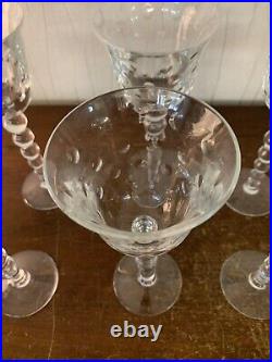 7 verres à eau modèle Bubble N°2 en cristal de Saint Louis (prix à la pièce) 7 verres à eau modèle Bubble N°2 en cristal de Saint Louis (prix à la pièce)