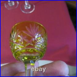 7 verres a liqueur de couleur en cristal doublé saint louis modèle tivoli H 12,1