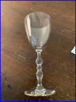 8 verres à bourgogne modèle Hauteville cristal de Saint Louis (prix à la pièce)