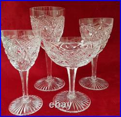 9 VERRES à VIN en CRISTAL TAILLE, Haut 16 cm BACCARAT, SAINT LOUIS