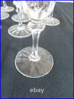 9 flutes à champagne en cristal St Louis signé modèle Provence H 20,5 cm