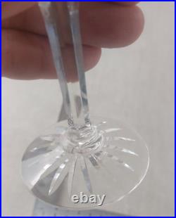 Ancien verre / flûte champagne, cristal vert, style Tommy de Saint Louis