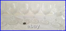 Anciens 12 verres à vin en cristal signé Saint Louis modèle Liane