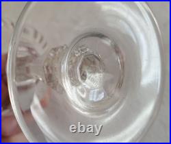 Anciens 12 verres à vin en cristal signé Saint Louis modèle Liane