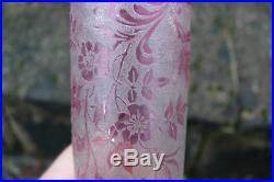 Baccarat Saint Louis Magnifique vase cylindrique à décor dégagé à l'acide