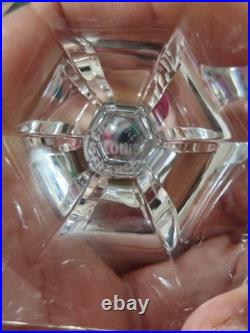 Belle Serie De 6 Flutes A Champagne En Cristal De Saint Louis Modele Chantilly
