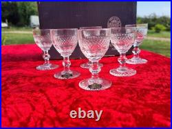 Belle Serie De 6 Verres A Liqueur En Cristal De Saint Louis Modele Trianon Belle Serie De 6 Verres A Liqueur En Cristal De Saint Louis Modele Trianon