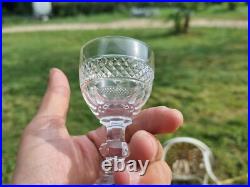 Belle Serie De 6 Verres A Liqueur En Cristal De Saint Louis Modele Trianon Belle Serie De 6 Verres A Liqueur En Cristal De Saint Louis Modele Trianon