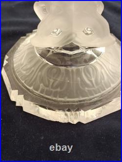 Bougeoirs en cristal de Saint Louis Modèle Aux Dauphins