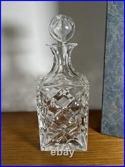 CARAFE A WHISKY EN CRISTAL DE SAINT LOUIS DLG BACCARAT. Très Beau Modèle