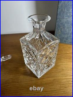 CARAFE A WHISKY EN CRISTAL DE SAINT LOUIS DLG BACCARAT. Très Beau Modèle