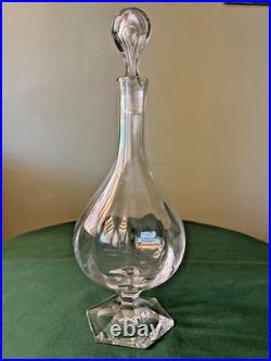 Carafe à vin en cristal Saint Louis signée Modèle Saint Cloud H 29 cm Carafe à vin en cristal Saint Louis signée Modèle Saint Cloud H 29 cm