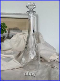 Carafe en cristal de Saint Louis Gravée Taillée Carafe en cristal de Saint Louis Gravée Taillée