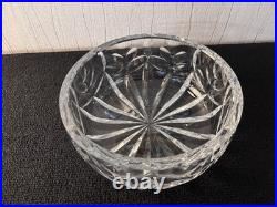 Coupe centre de table / saladier taillé en cristal de Saint Louis