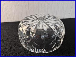 Coupe centre de table / saladier taillé en cristal de Saint Louis