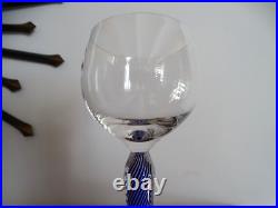 Cristal Saint Louis Rare verre à vin pied filigrané bleu signé 19,5 cm Lot 4