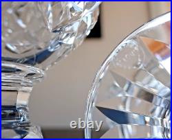 Cristal Saint Louis, Versailles. 6 verres à vin rouge/blanc. H10,8cm. Estampillé Cristal Saint Louis, Versailles. 6 verres à vin rouge/blanc. H10,8cm. Estampillé