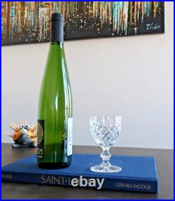 Cristal Saint Louis, Versailles. 6 verres à vin rouge/blanc. H10,8cm. Estampillé Cristal Saint Louis, Versailles. 6 verres à vin rouge/blanc. H10,8cm. Estampillé