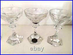 Cristal de SAINT-LOUIS Modèle Chambord 6 petite coupes (11cm) état neuf Cristal de SAINT-LOUIS Modèle Chambord 6 petite coupes (11cm) état neuf