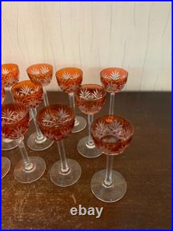 Ensemble de 11 verres et 2 carafons en cristal de Saint Louis (prix du lot)