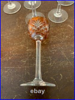 Ensemble de 11 verres et 2 carafons en cristal de Saint Louis (prix du lot)
