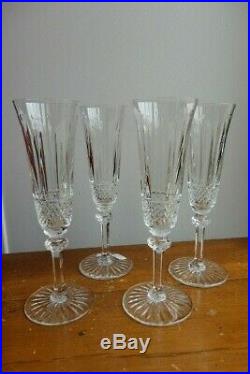 Ensemble de quatre flûtes à champagne cristal Saint Louis modèle Tommy