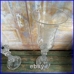 Exceptionnel Paire de Bougeoirs Cristal Gravé saint Louis Décors Dauphin Royal
