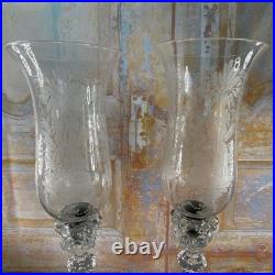 Exceptionnel Paire de Bougeoirs Cristal Gravé saint Louis Décors Dauphin Royal