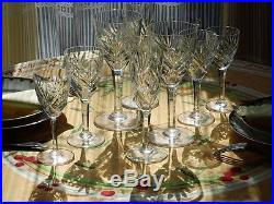 Flûtes à champagne en cristal de Saint Louis modèle Chantilly