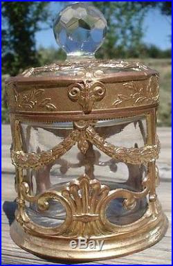 Flacon Couvert Cristal de Saint Louis Monture Bronze ajouré XIX ème siècle