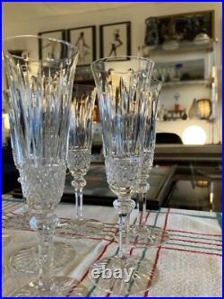 Flûte à champagne cristal de Saint Louis modèle Tommy Haut 18,9 cm (à la piéce) Flûte à champagne cristal de Saint Louis modèle Tommy Haut 18,9 cm (à la piéce)