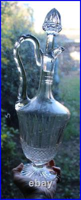 Grande carafe aiguière en cristal de Saint Louis, modèle Tommy, hauteur 37.5 cm