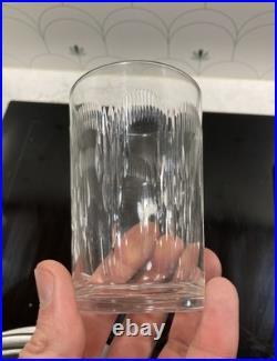 Gros lot de 30 gobelets en cristal taillé / gravé Baccarat St-Louis Daum