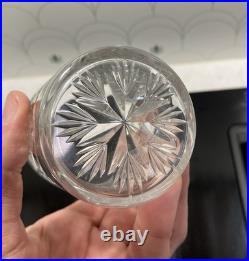 Gros lot de 30 gobelets en cristal taillé / gravé Baccarat St-Louis Daum