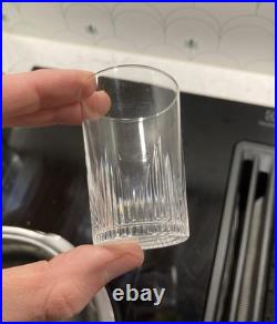 Gros lot de 30 gobelets en cristal taillé / gravé Baccarat St-Louis Daum