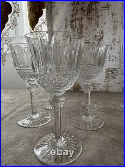 Lot De 5 Verres À Vin Dépareillé Et Retaillé En Cristal Saint Louis Tommy