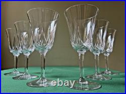 Lot de 6 verres à eau en cristal Saint Louis signés Modèle Lasalle H 18 cm Lot de 6 verres à eau en cristal Saint Louis signés Modèle Lasalle H 18 cm