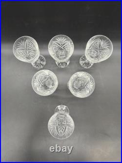 Lot de 6 verres à vin en cristal taillé style Saint-Louis Chantilly H. 18 cm