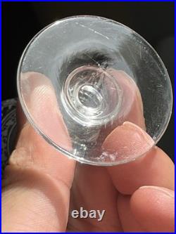 Lot de 7 Verres à Liqueur En Cristal Gravé Baccarat St Louis