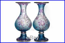 Paire de vases Art Nouveau aux bleuets par Saint-Louis Pair of Art Nouveau vases