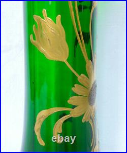 Paire de vases en CRISTAL DE SAINT LOUIS vert sapin, décor floral à l'or fin