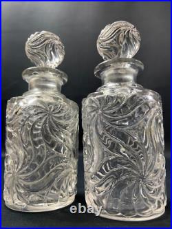 Paire flacons à parfum début XXe cristal SAINT LOUIS modèle Fleurs de violettes Paire flacons à parfum début XXe cristal SAINT LOUIS modèle Fleurs de violettes