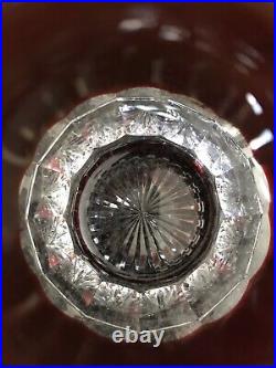 Petite coupe atypique cristal de Saint-Louis. Cristal clair doublé rubis (rouge)