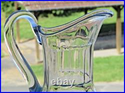 Pichet broc a eau en cristal de Saint Louis signé