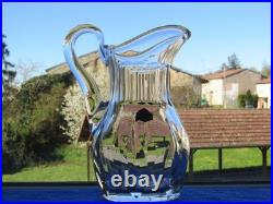 Pichet broc a eau en cristal de Saint Louis signé modèle Cerdagne Pichet broc a eau en cristal de Saint Louis signé modèle Cerdagne