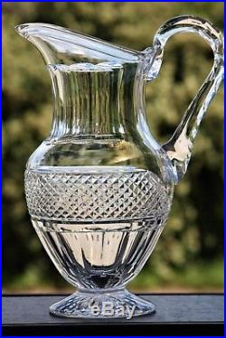 Pichet ou broc à eau en cristal de St Louis modèle Trianon